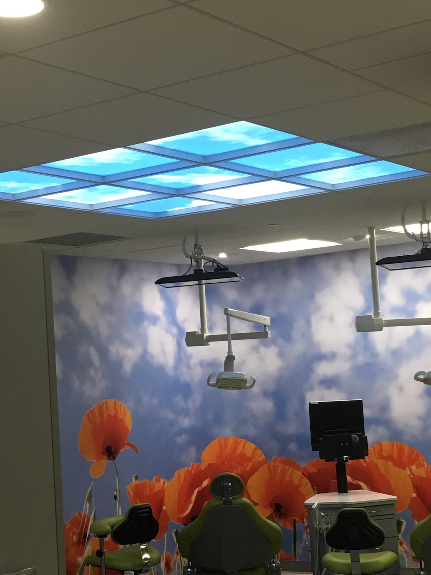 Lighting in a dentist office